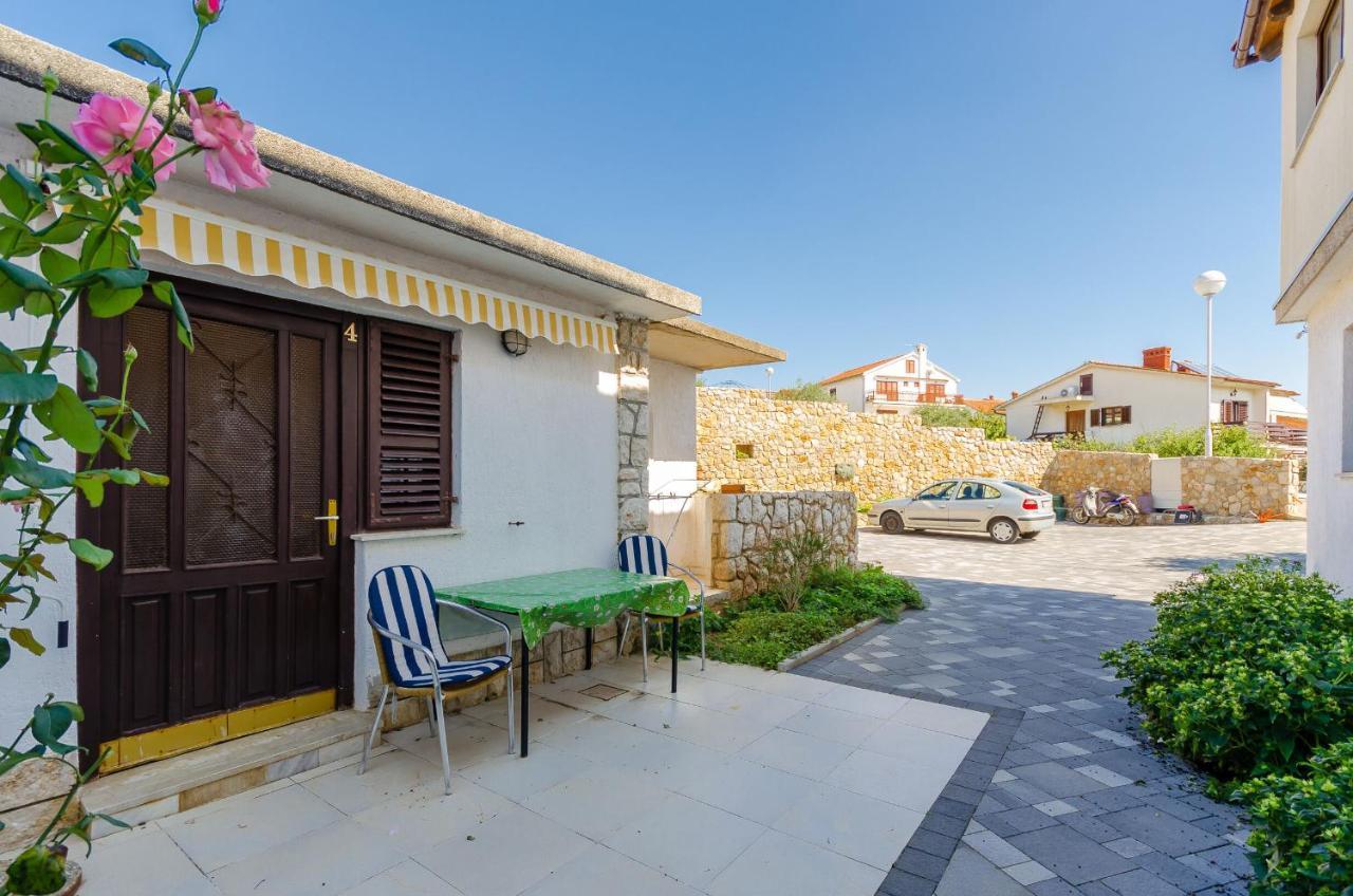 Apartments Ivanka Krk Town Εξωτερικό φωτογραφία