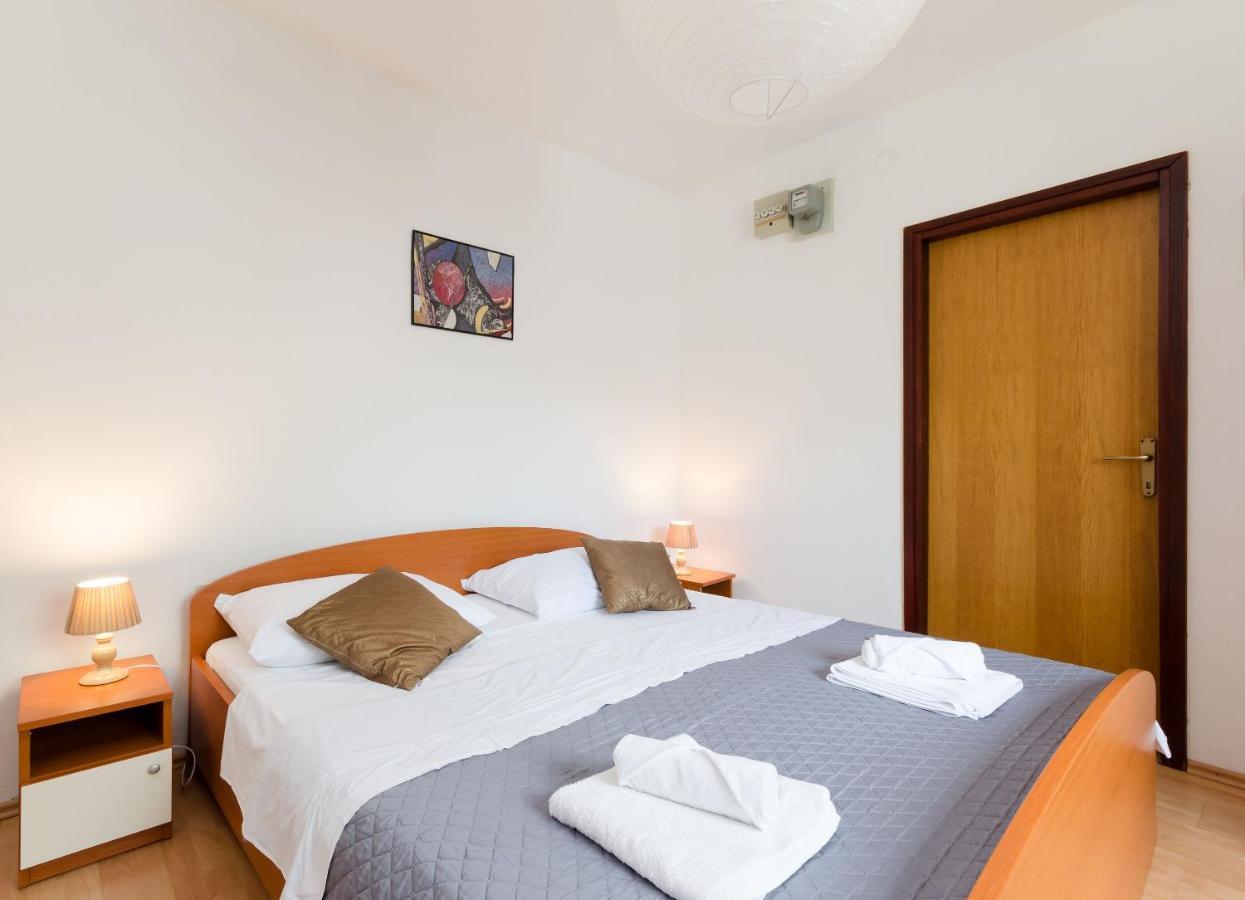 Apartments Ivanka Krk Town Εξωτερικό φωτογραφία