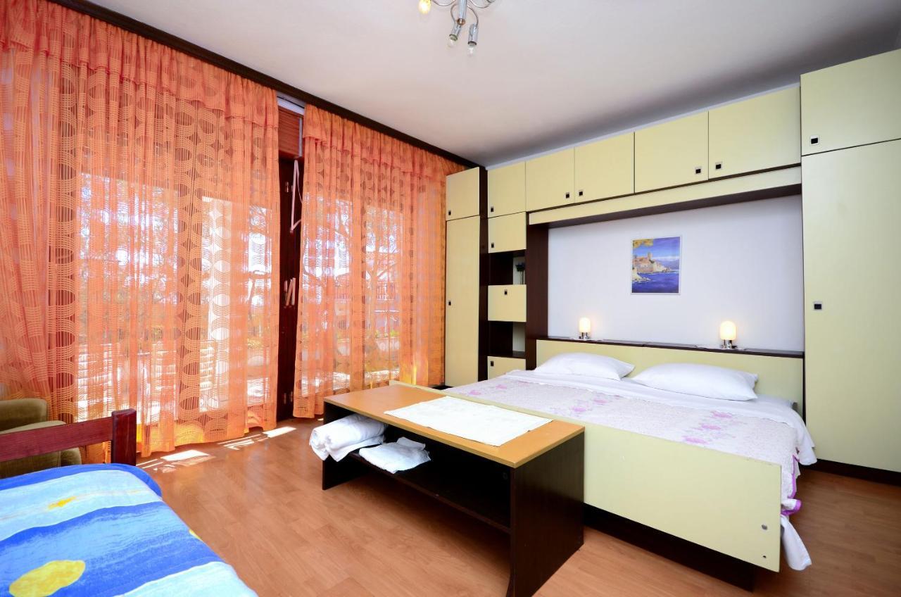 Apartments Ivanka Krk Town Εξωτερικό φωτογραφία