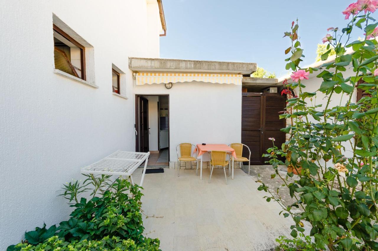 Apartments Ivanka Krk Town Εξωτερικό φωτογραφία