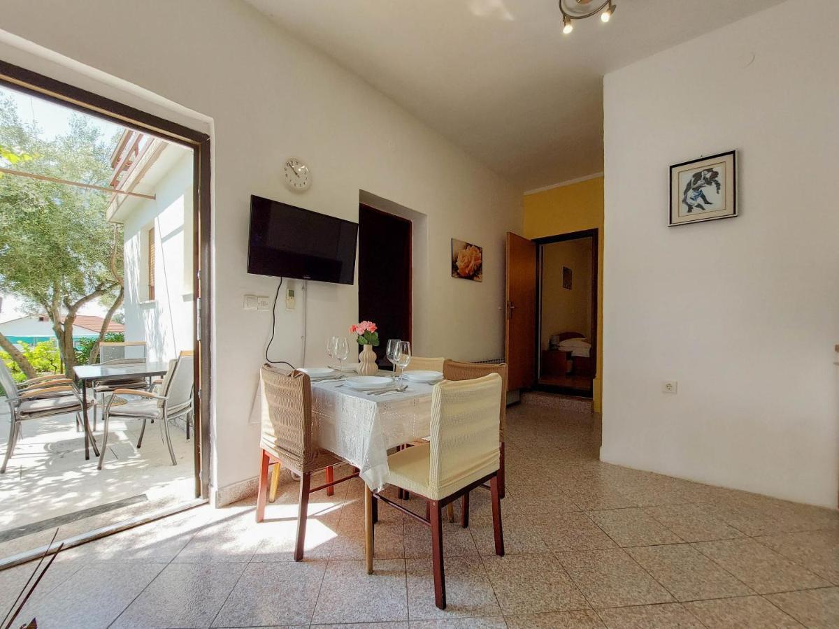 Apartments Ivanka Krk Town Εξωτερικό φωτογραφία