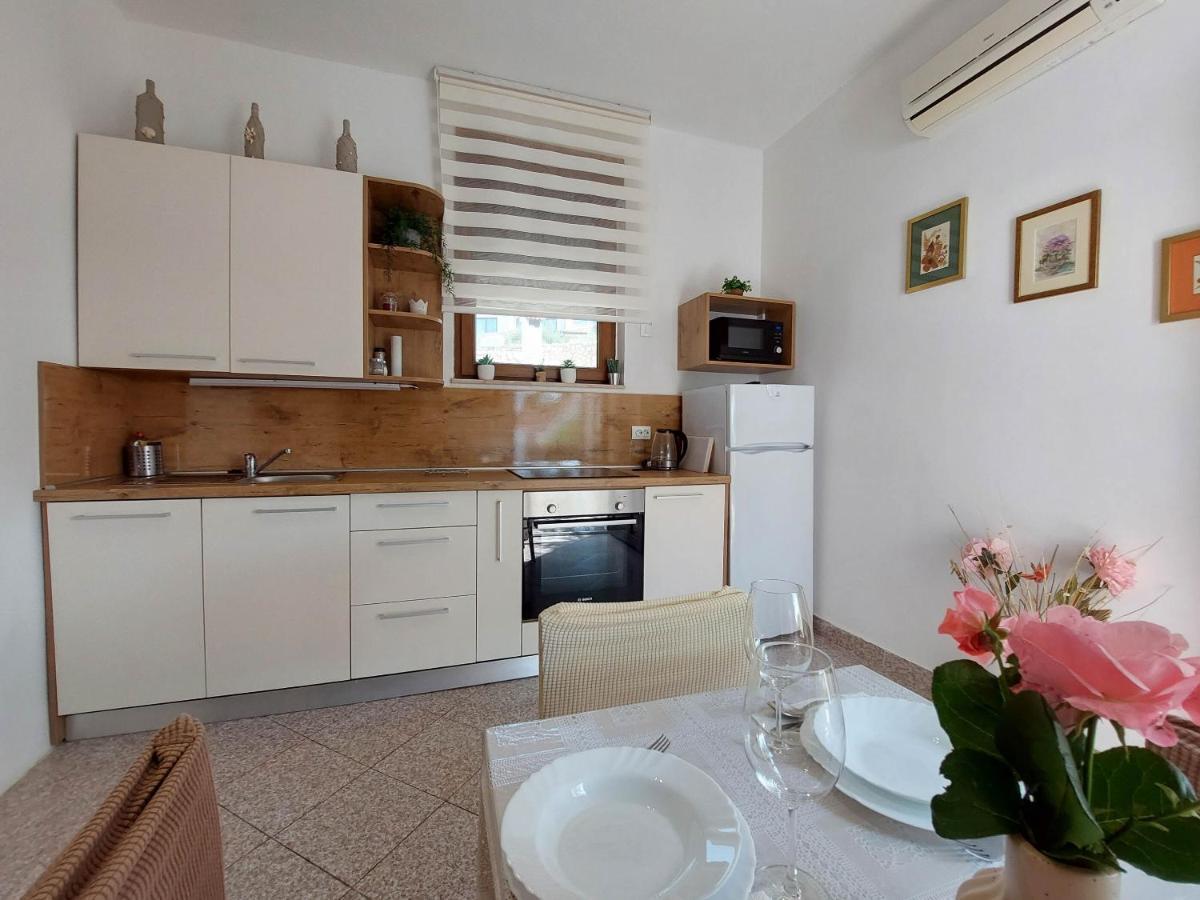 Apartments Ivanka Krk Town Εξωτερικό φωτογραφία