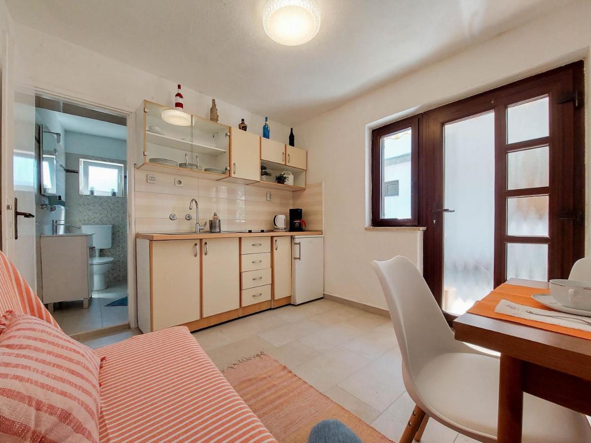 Apartments Ivanka Krk Town Εξωτερικό φωτογραφία