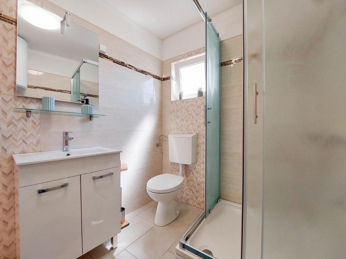 Apartments Ivanka Krk Town Εξωτερικό φωτογραφία