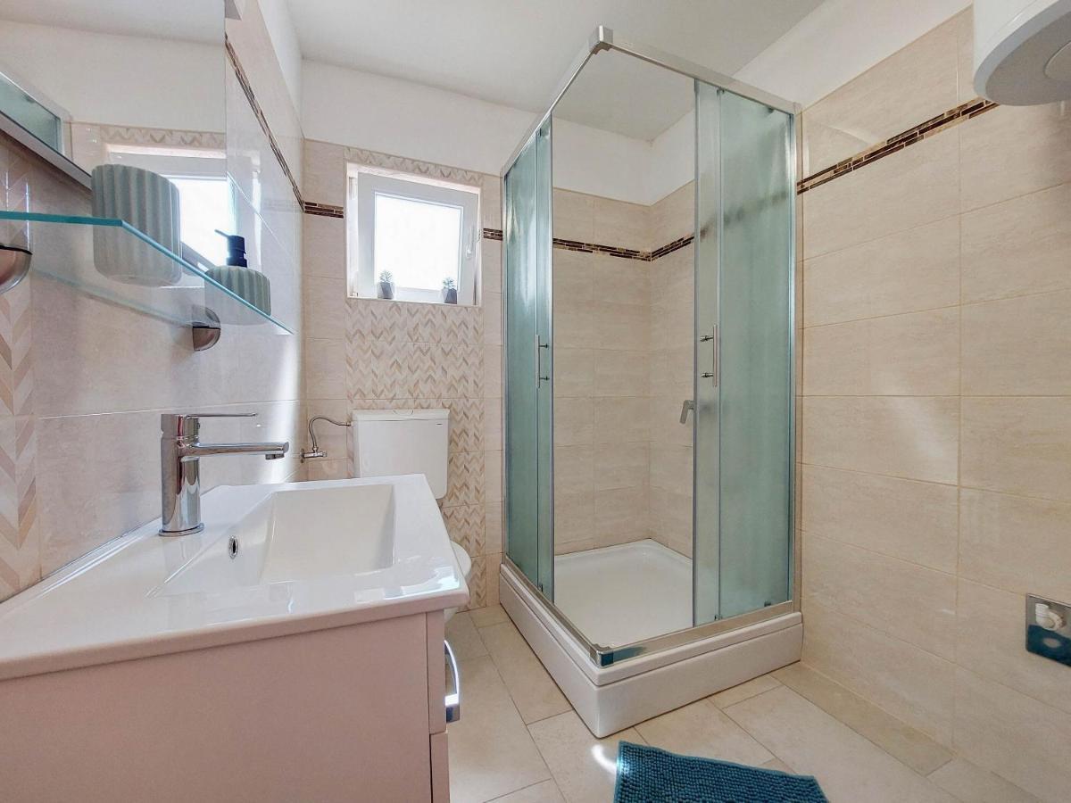 Apartments Ivanka Krk Town Εξωτερικό φωτογραφία