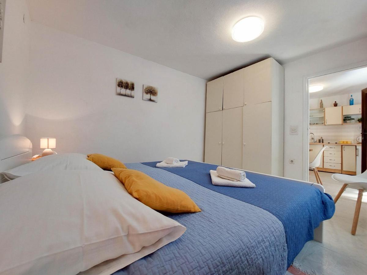Apartments Ivanka Krk Town Εξωτερικό φωτογραφία