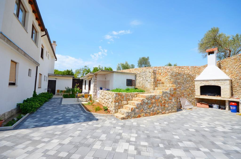 Apartments Ivanka Krk Town Εξωτερικό φωτογραφία