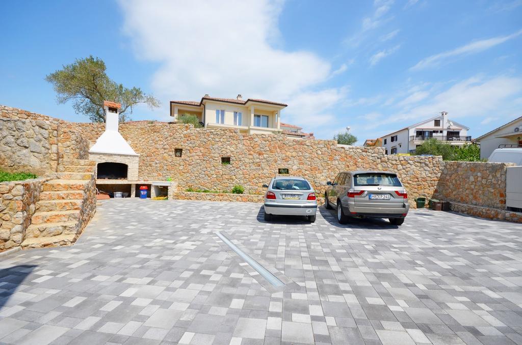Apartments Ivanka Krk Town Εξωτερικό φωτογραφία